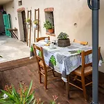 Suma Si Casa Cesare - 2000 Mq Di Giardino A Vostra Disposizione Busca