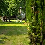 Dom wakacyjny Suma Si Casa Cesare - 2000 Mq Di Giardino A Vostra Disposizione