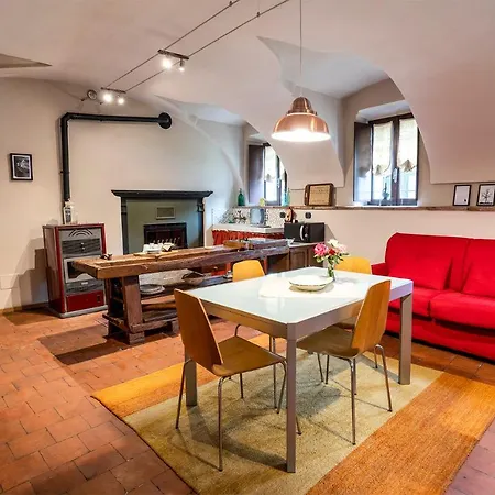 Ferienhaus Suma Si Casa Cesare - 2000 Mq Di Giardino A Vostra Disposizione Busca