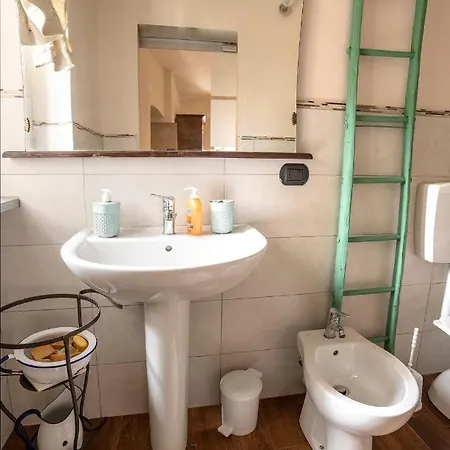 Suma Si Casa Cesare - 2000 Mq Di Giardino A Vostra Disposizione Busca