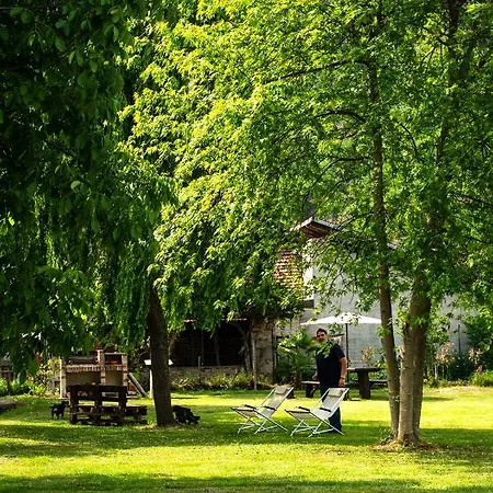 Suma Si Casa Cesare - 2000 Mq Di Giardino A Vostra Disposizione