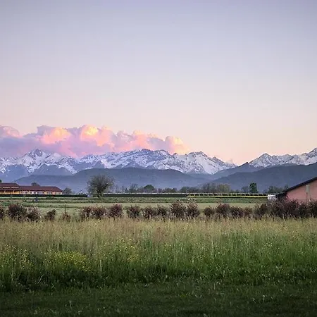 Suma Si Casa Cesare - 2000 Mq Di Giardino A Vostra Disposizione