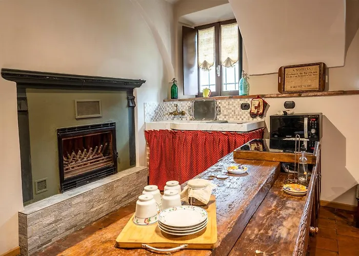 Hébergement de vacances Suma Si Casa Cesare - 2000 Mq Di Giardino A Vostra Disposizione Busca