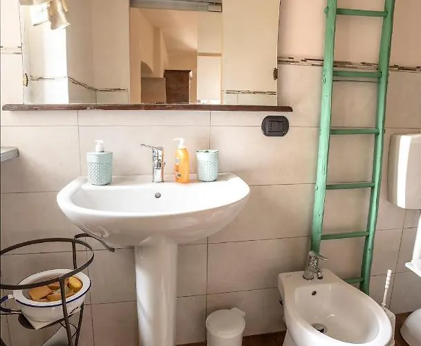 Suma Si Casa Cesare - 2000 Mq Di Giardino A Vostra Disposizione Busca